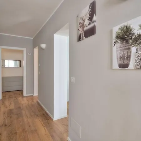 Rosmarino Flexyrent Ac Apartamento